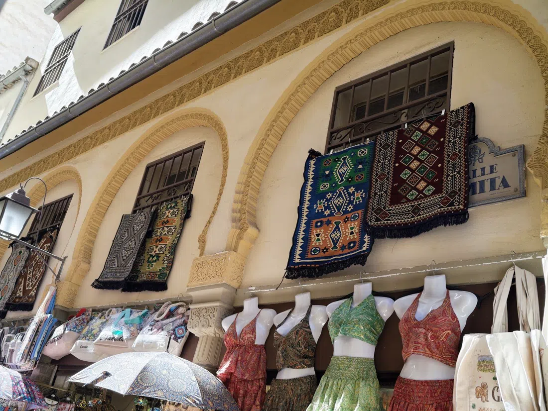 Alcaicería, Granada