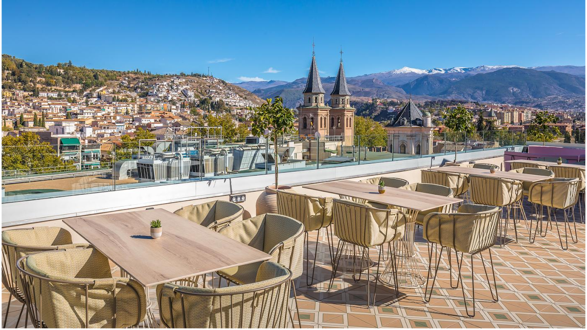 B-Heaven, Granada